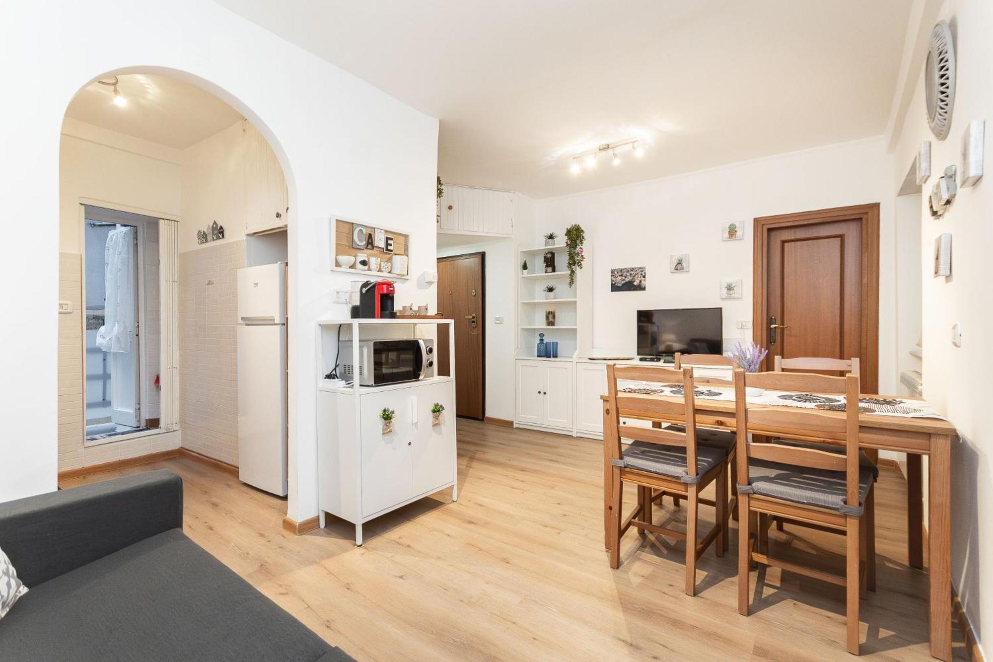 15 Min Centro E Stazione Ferroviaria Appartement Genua Buitenkant foto
